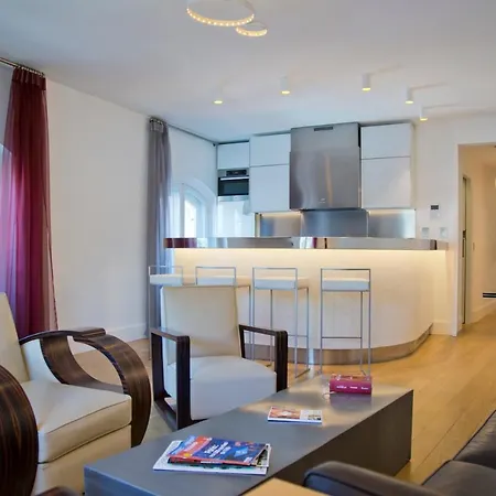 Apolline - Luxury 3br Quai Saint-michel Cathedral Views 파리